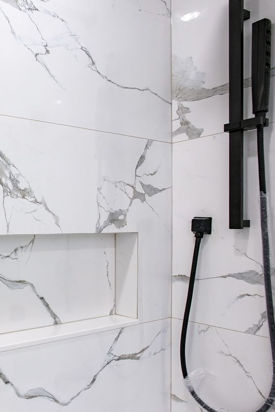 Waterbestendige PVC wandpanelen: PVC wandpanelen kopen voor je badkamer! Akupanel-Nederland