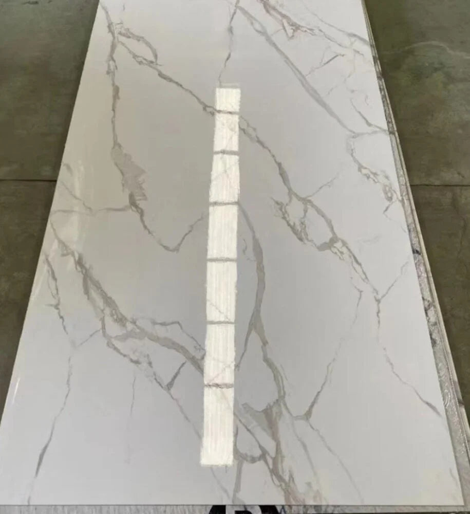 OPPIO PVC WANDPANEEL WIT-GRIJS MARMERLOOK HOOGGLANS 120X280X0,3 CM Akupanel-Nederland.nl