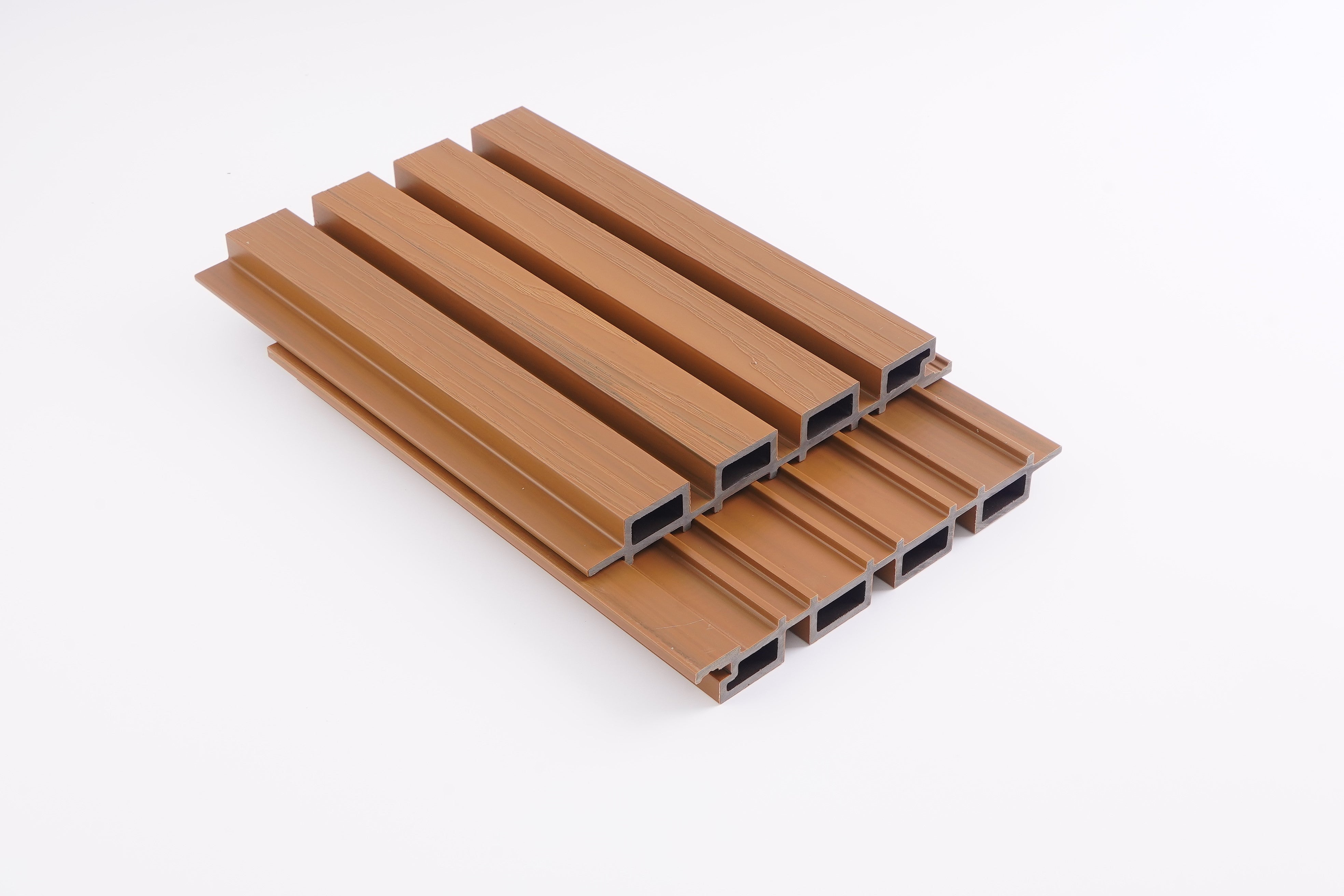 GEVELBEKLEDING TEAK - COMPOSIET 3D HOUTNERF €38,95 Akupanel-Nederland.nl